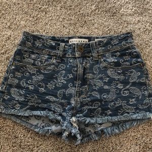 Bullhead paisley patterned denim shorts